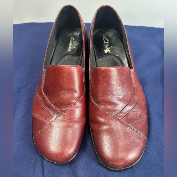 Clarks Burgundy Leather Loafers - Picture 1 of 6